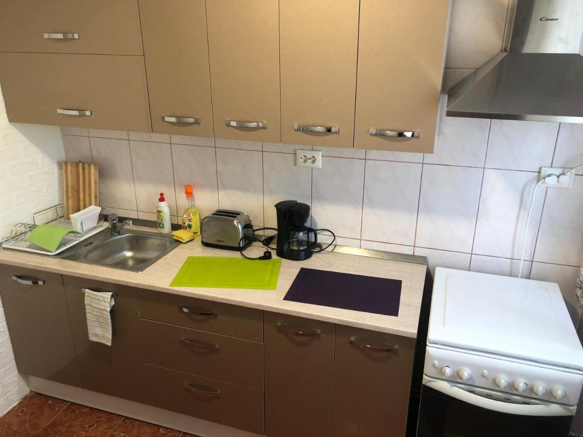 Ferienwohnung Apartament Magnolia, Piata Gorjului- Metrou Bukarest Exterior foto