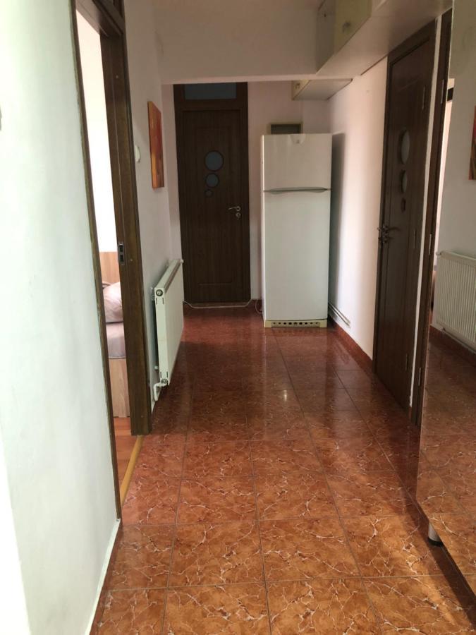 Ferienwohnung Apartament Magnolia, Piata Gorjului- Metrou Bukarest Exterior foto